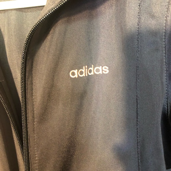 Adidas jacket - Picture 2 of 4